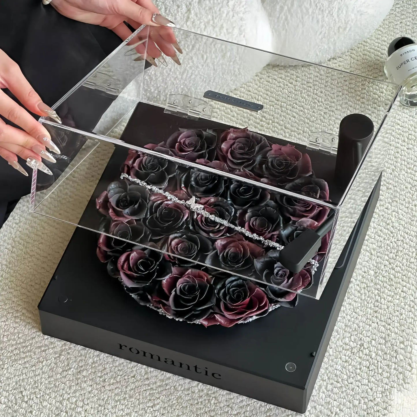LULU ROSÉE Opening the Vintage Noir Turntable Flower Box, Dark Rose Record Player Design
