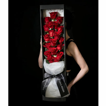 Moyenne Long Stem 12 Rose Bouquet