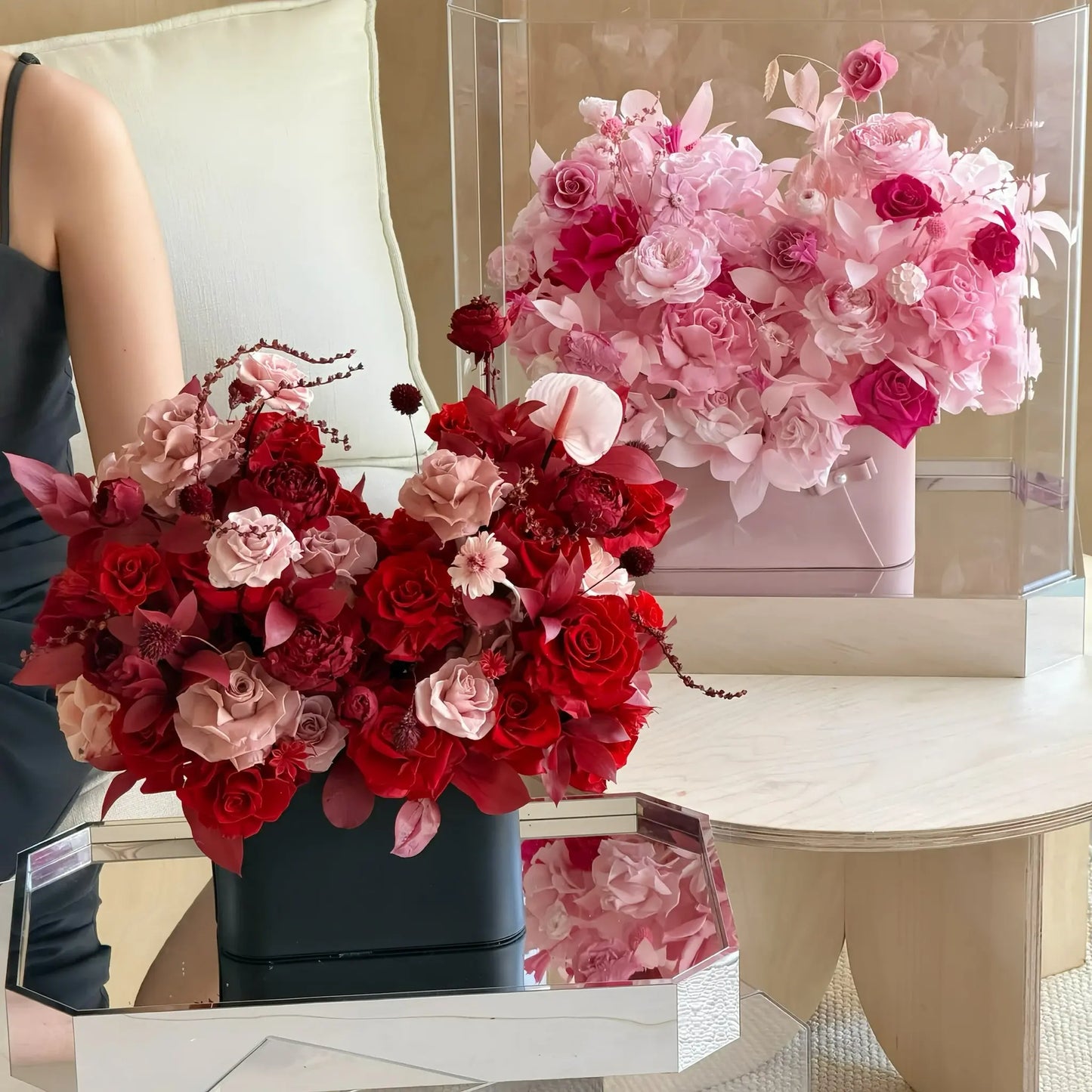 LULU ROSÉE Blush Pink Parisian Bloom Garden Dual Display, Preserved Flower Arrangement from Two Angles