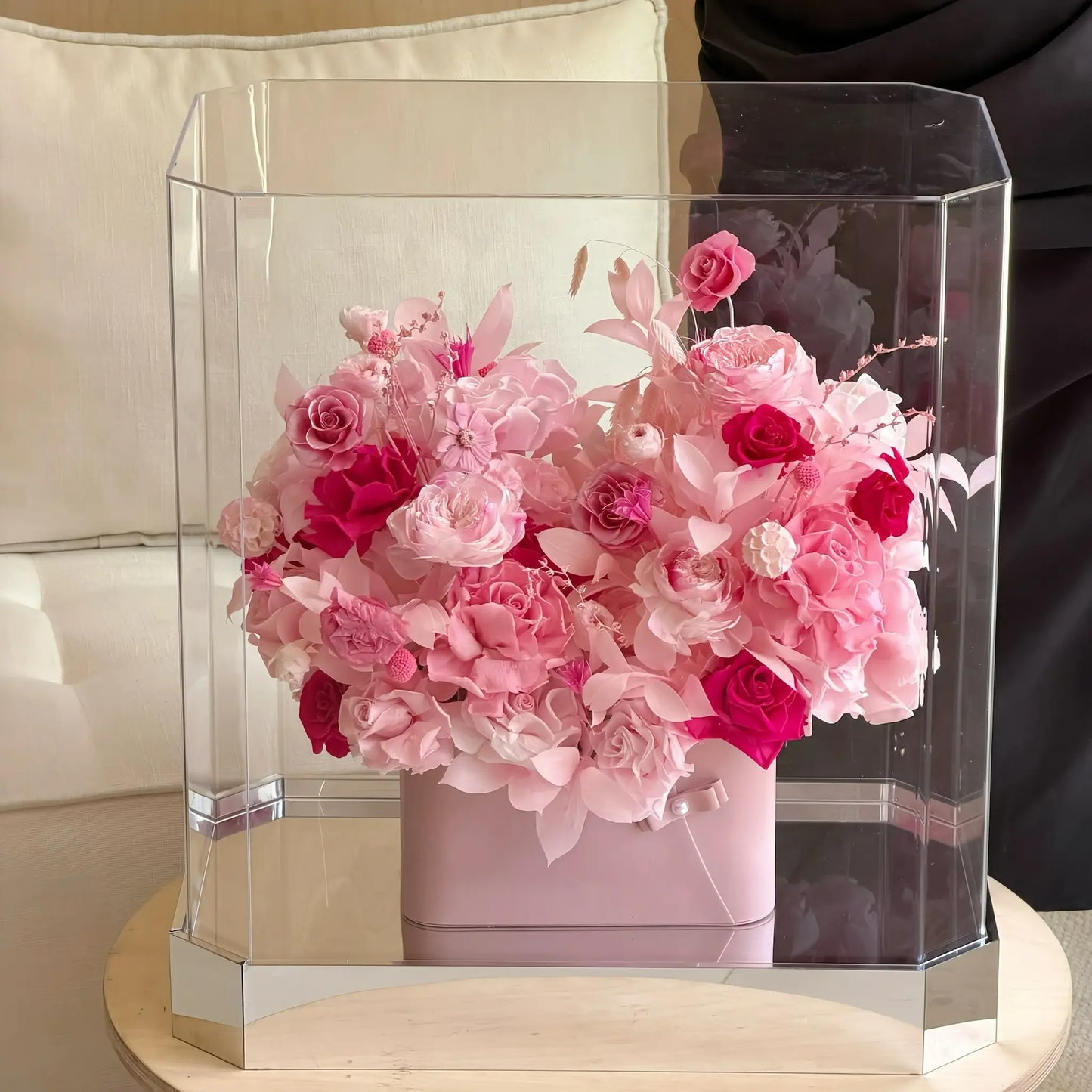 LULU ROSÉE Parisian Bloom Garden Blush Pink Preserved Flower Arrangement in Clear Acrylic Box